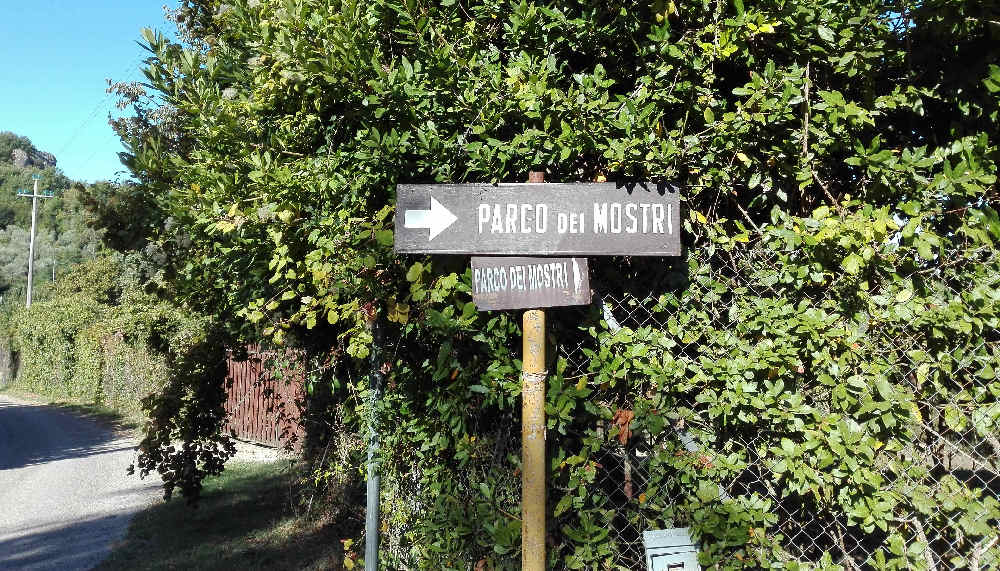 Ingresso al Parco dei Mostri