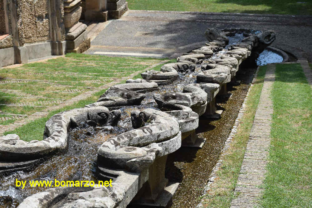 La cordonata e la catena d'acqua