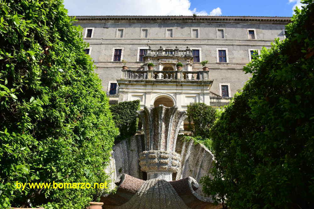 La fontana del Bicchierone