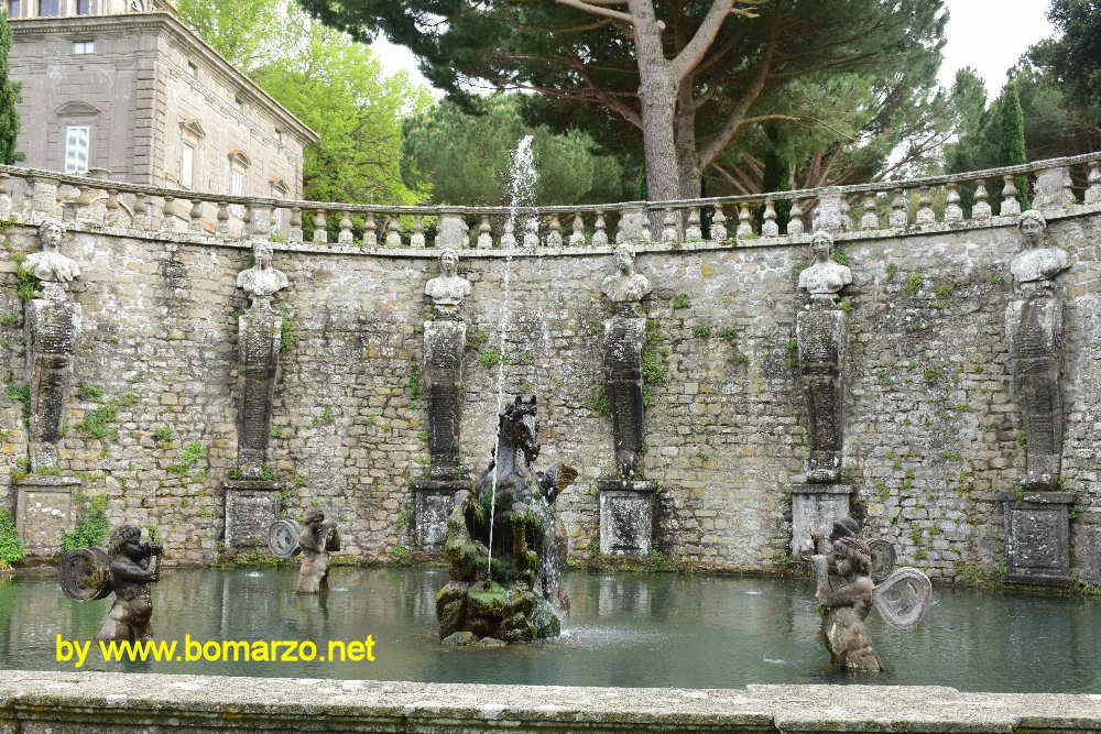 Fontana del Pegaso